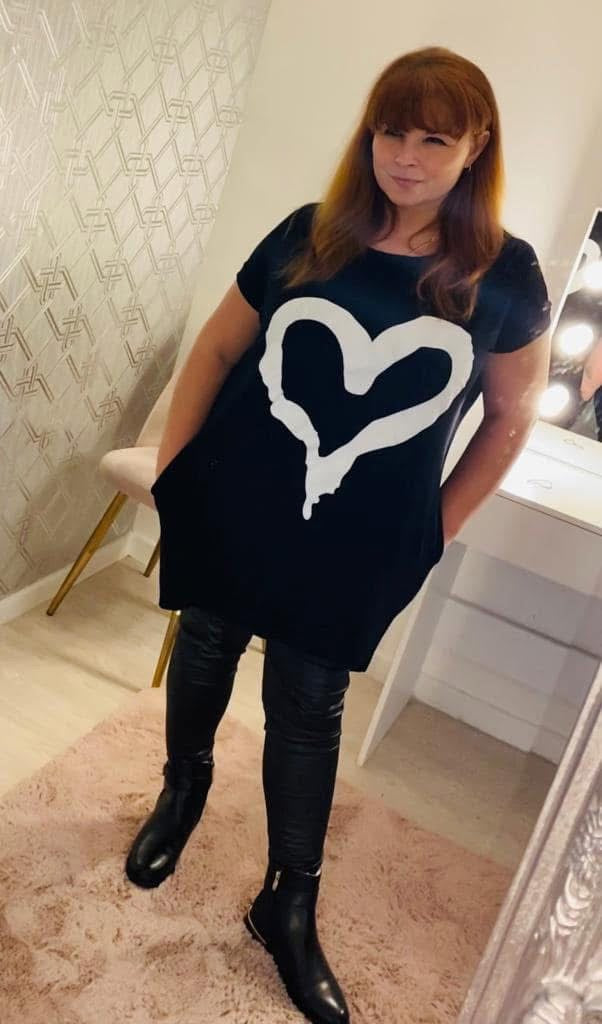 Curve Painted Heart Top - 4 Colours