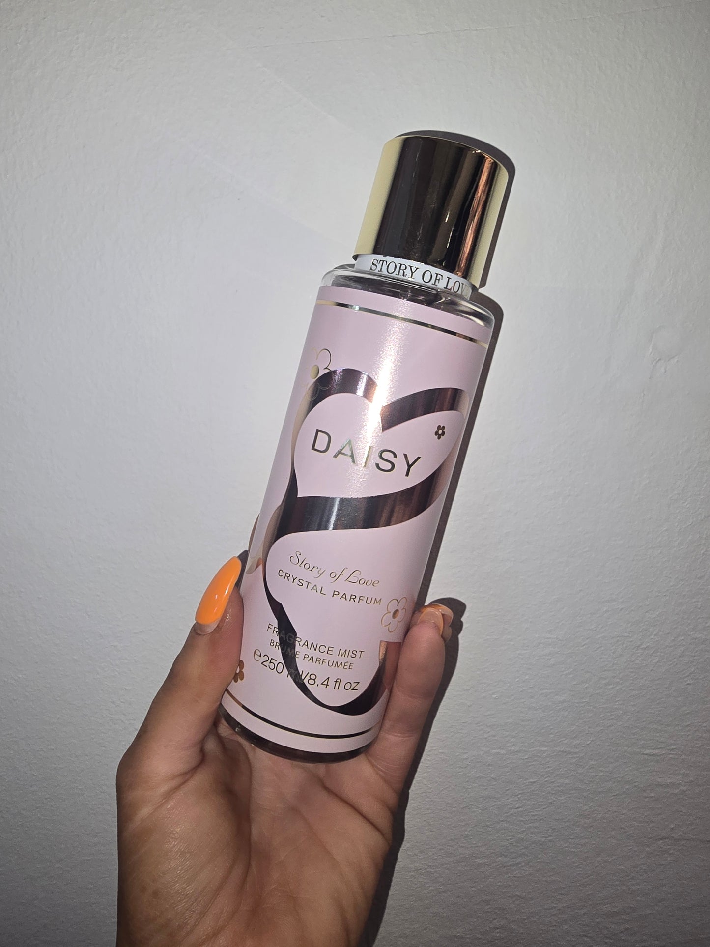 Story of love spray collection
