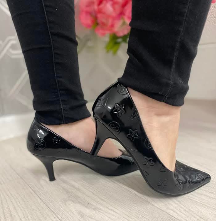 Black heels - pu