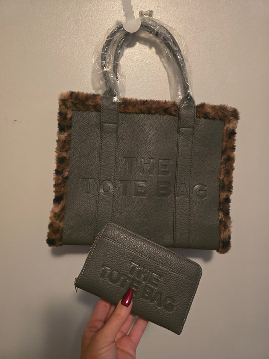 Grey/leopard tote bag and purse set