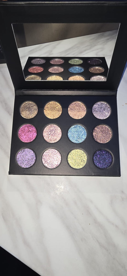 Glitter eye shadow palette