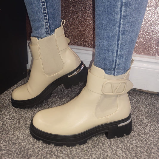 Carys Ankle Boots - 2 Colours
