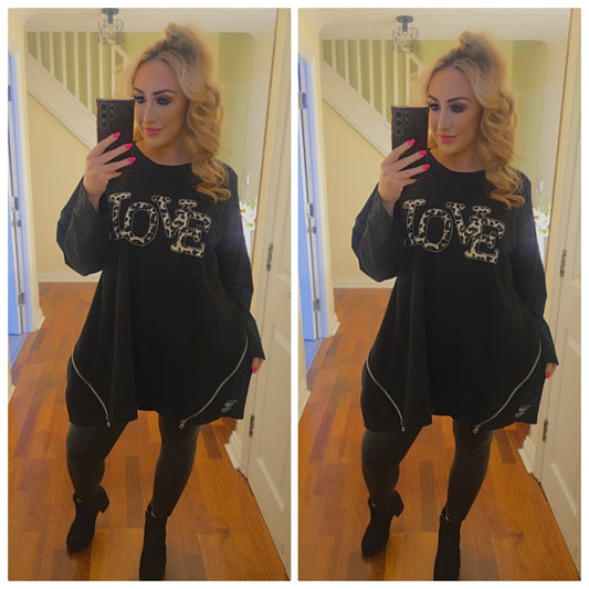 Oversized Leopard Love Top - Black