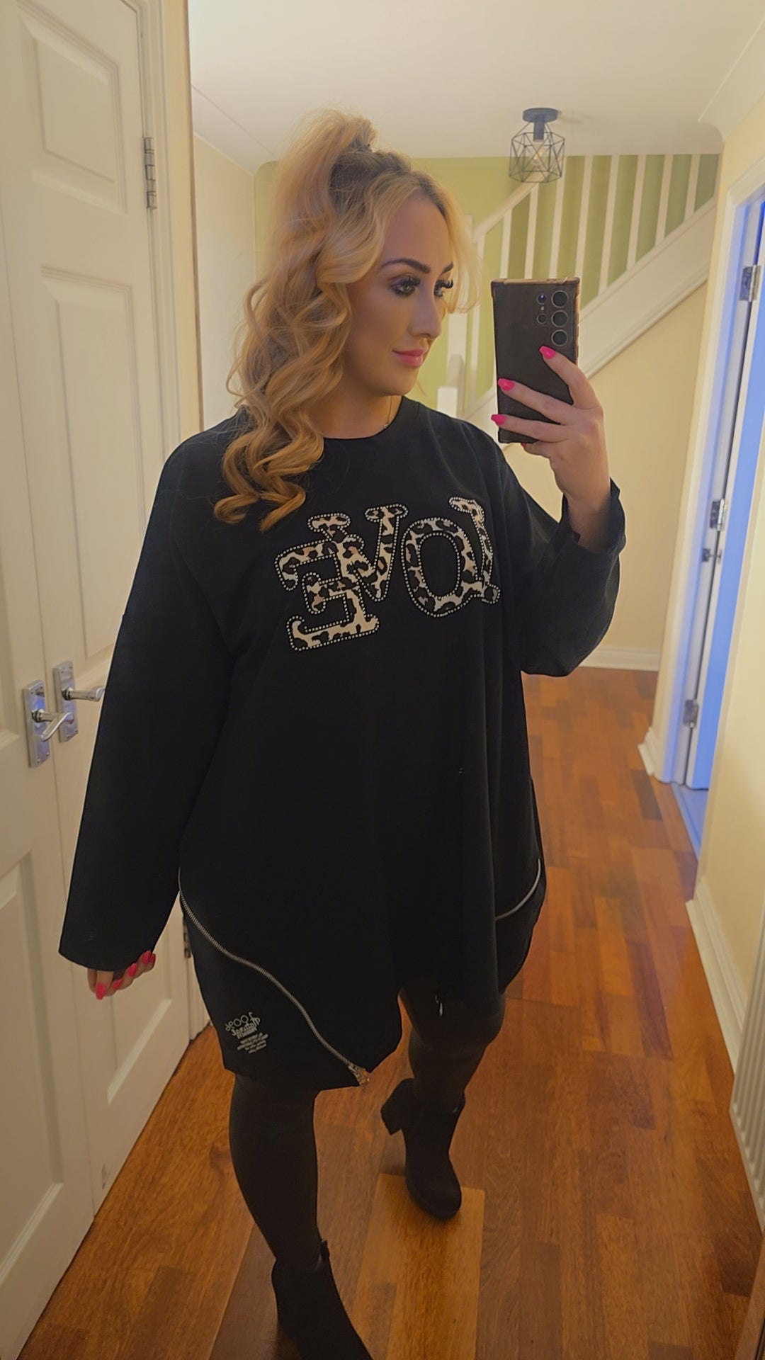 Oversized Leopard Love Top - Black