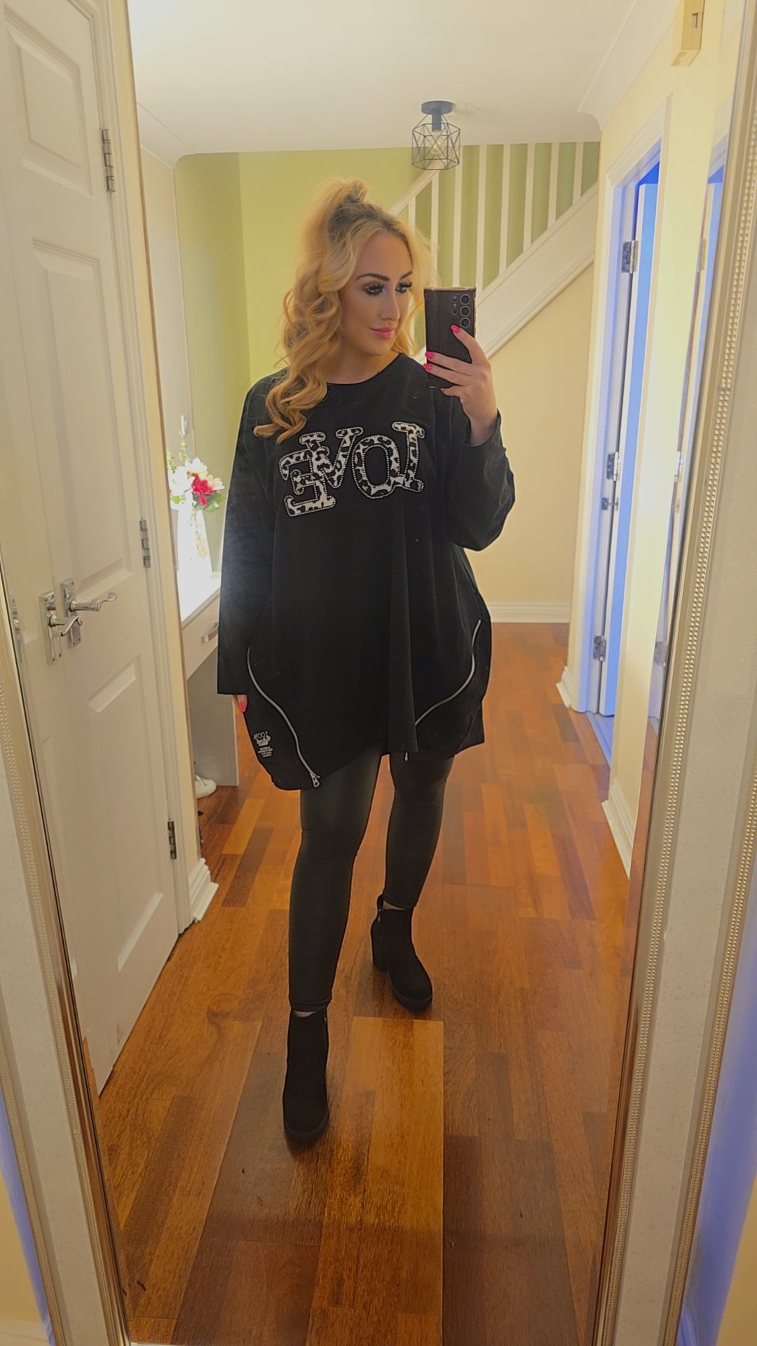 Oversized Leopard Love Top - Black