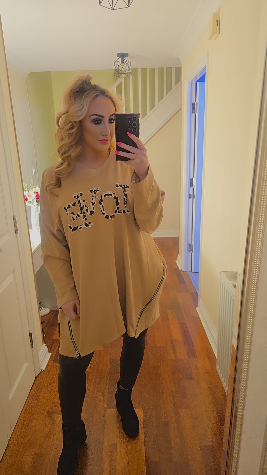 Oversized Leopard Love Top - Brown