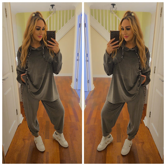 Georgia Velour leopard lounge suit - Grey