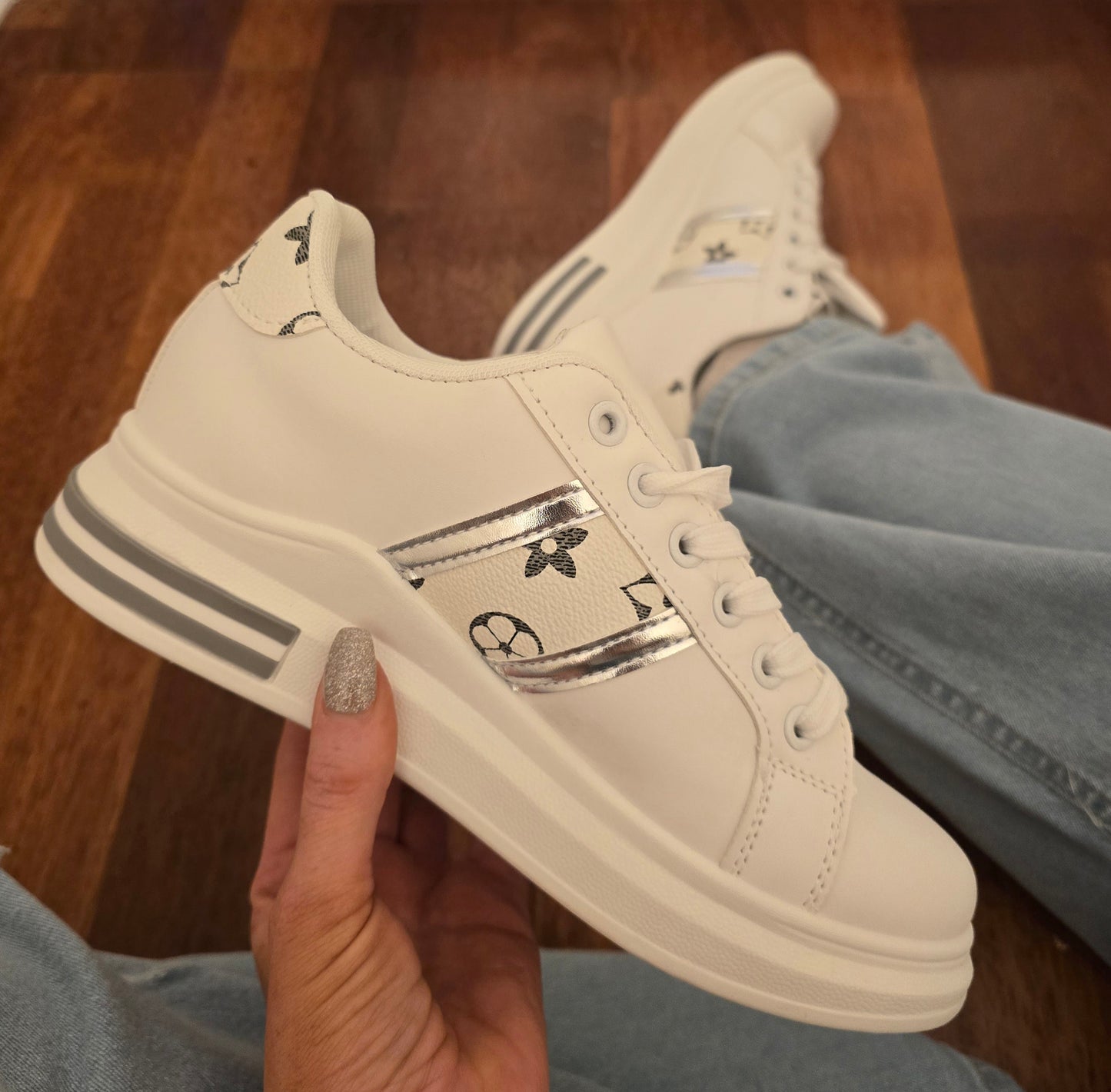 Ellie Trainers - White