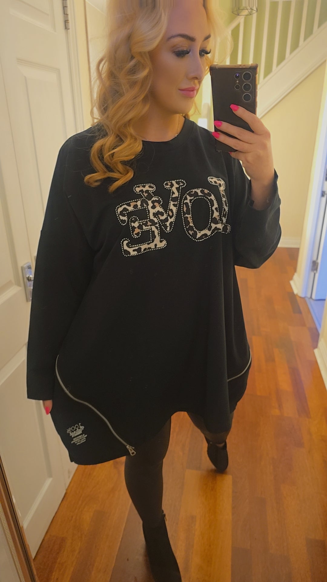 Oversized Leopard Love Top - Black