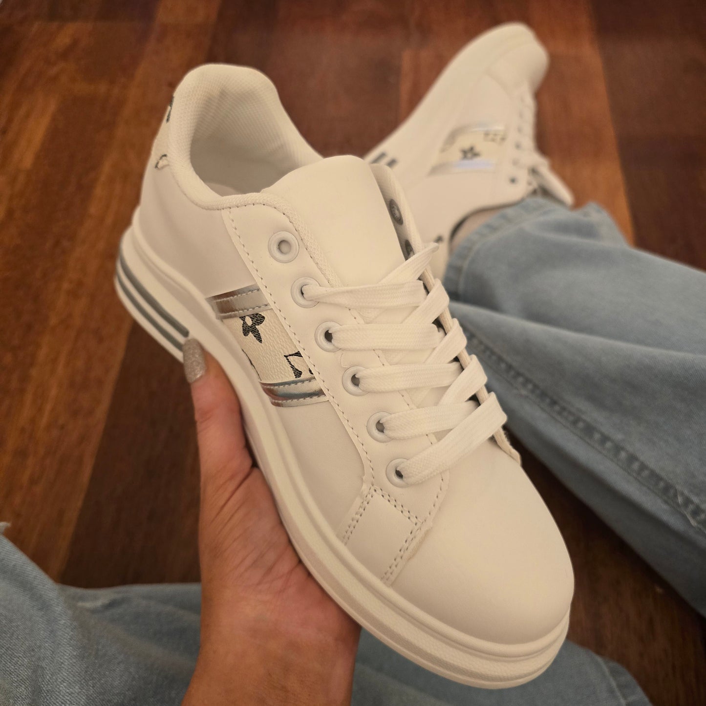 Ellie Trainers - White