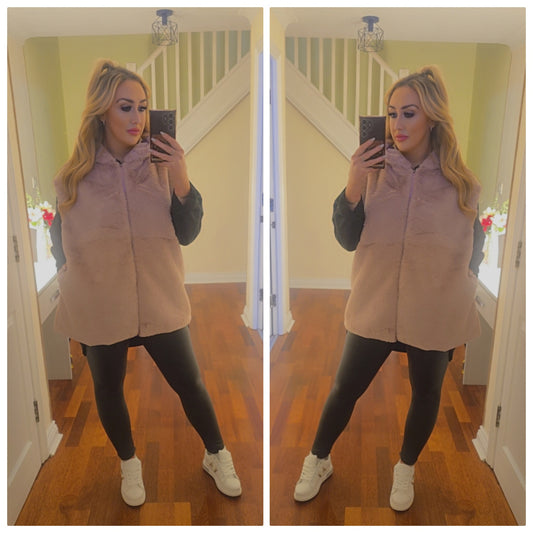 Faux fur hooded Gilet - Pink